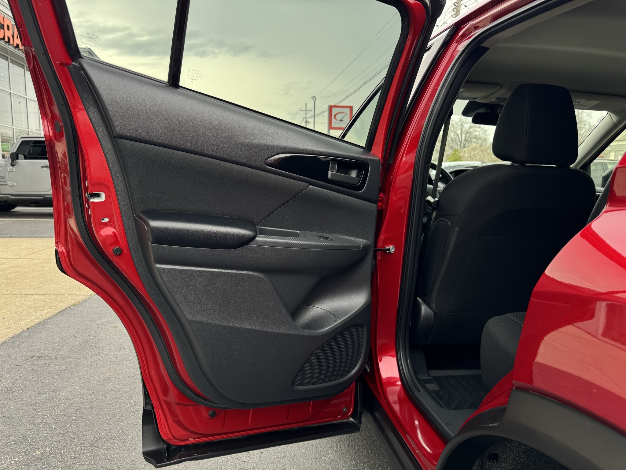 Vehicle image 39 of 55