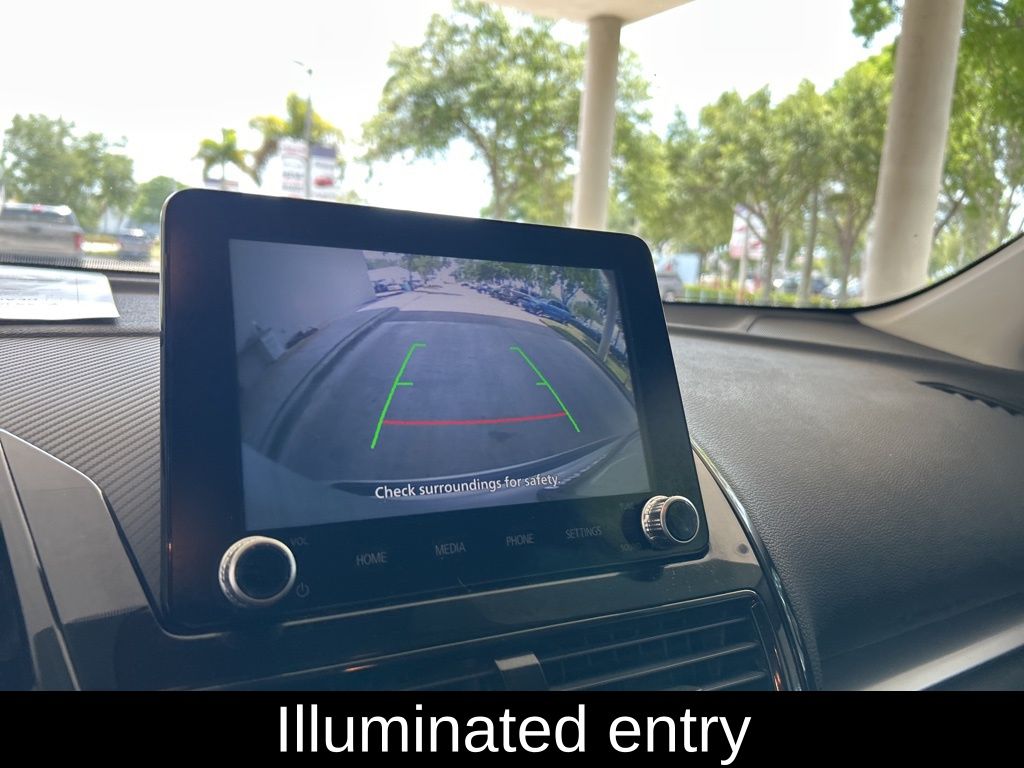 Vehicle image 10 of 43