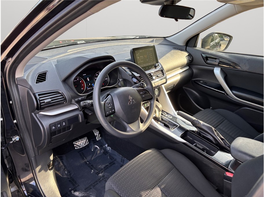 Vehicle image 10 of 37