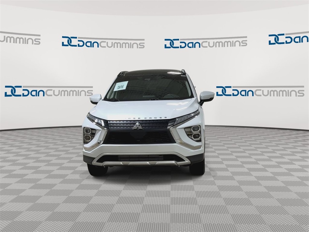 Vehicle image 3 of 29