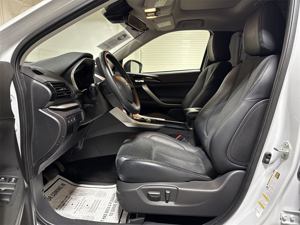Vehicle image 15 of 29