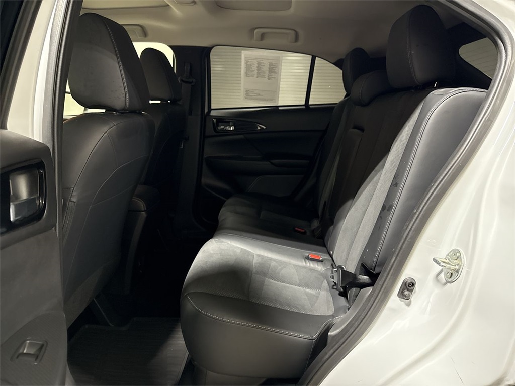 Vehicle image 14 of 29