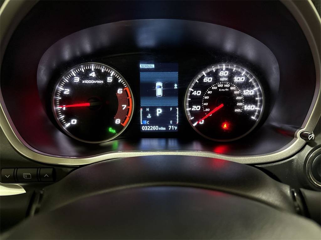 Vehicle image 18 of 29