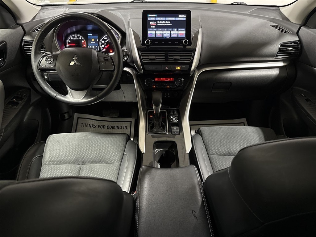 Vehicle image 17 of 29