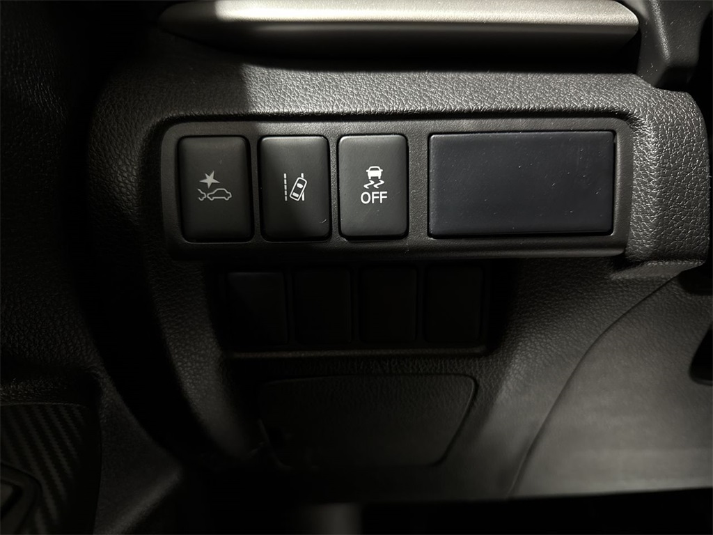 Vehicle image 29 of 29