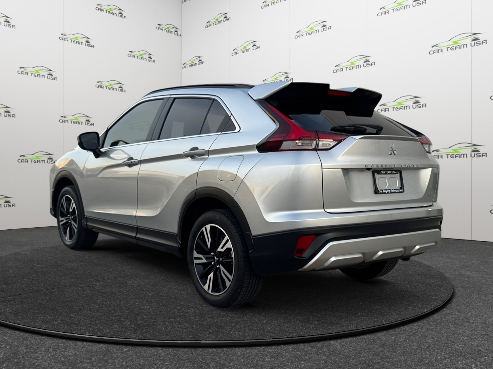 Vehicle image 7 of 40