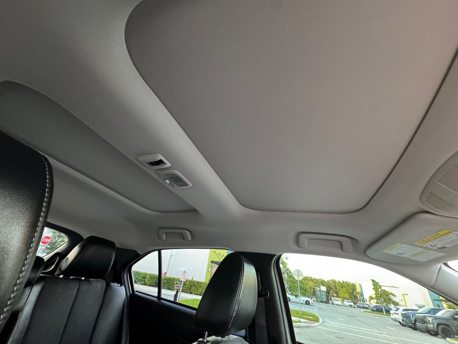 Vehicle image 26 of 40
