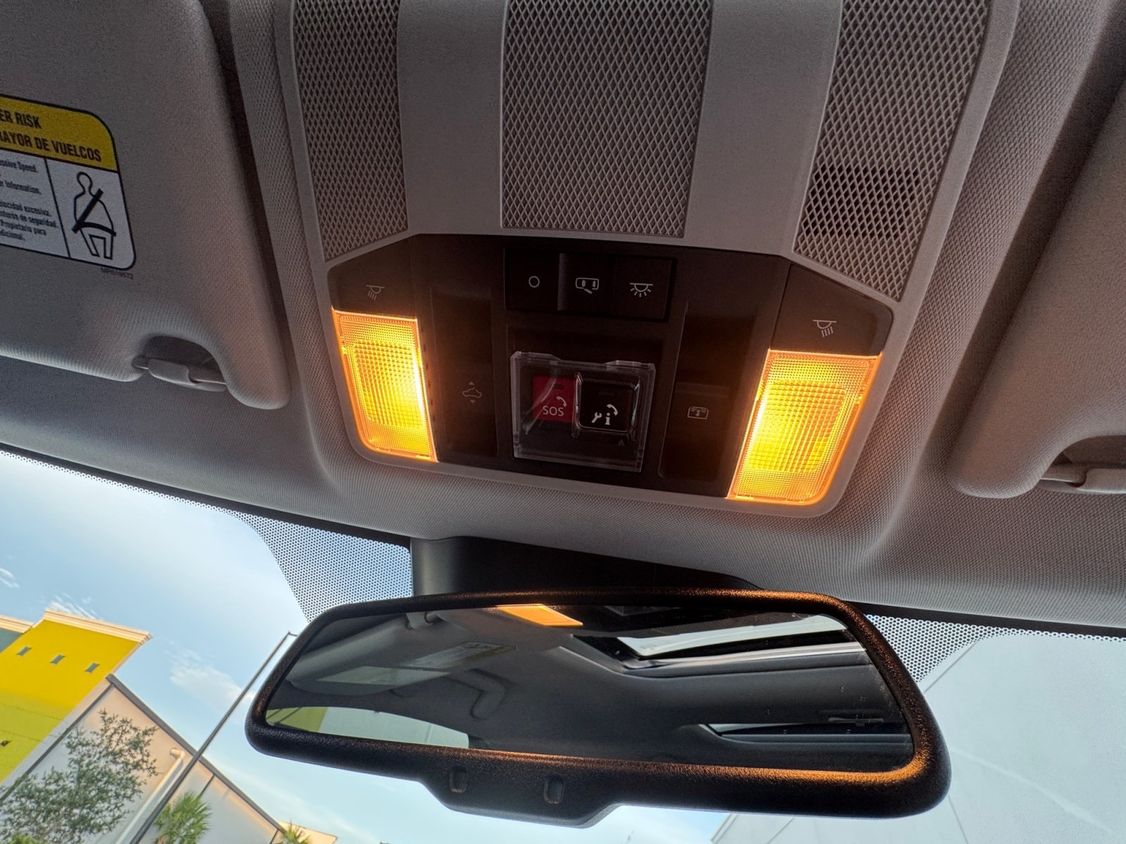 Vehicle image 29 of 40