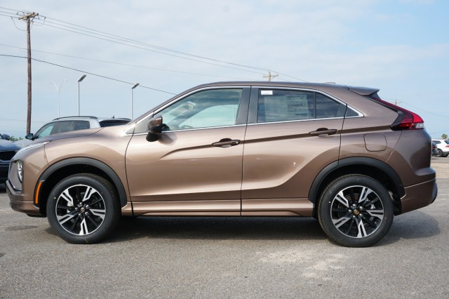 Vehicle image 10 of 33