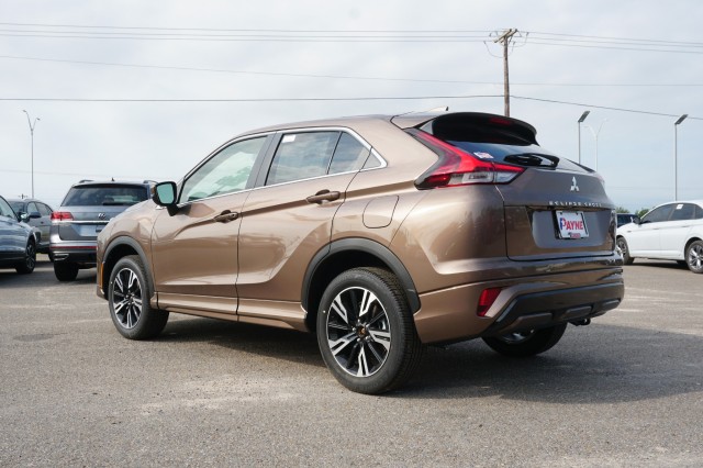 Vehicle image 9 of 33