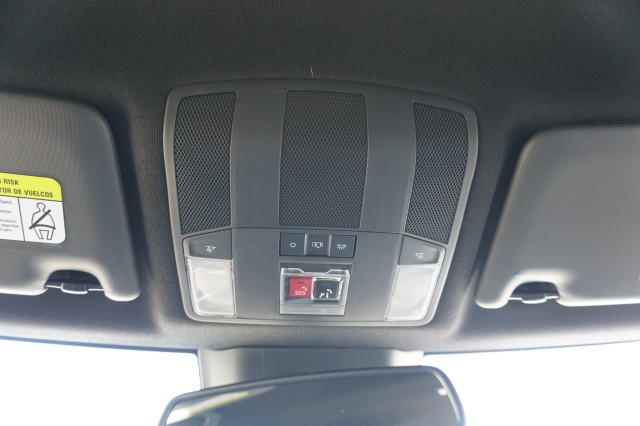 Vehicle image 29 of 33