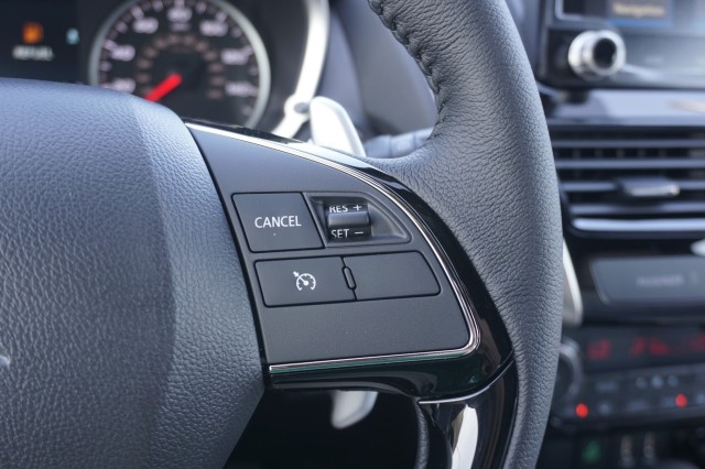 Vehicle image 19 of 33