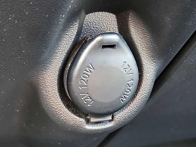 Vehicle image 22 of 31