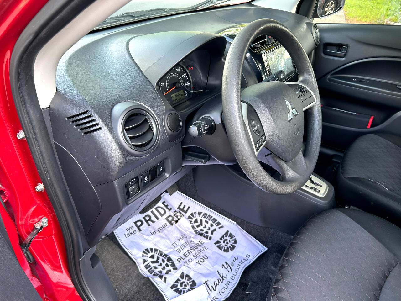 Vehicle image 19 of 32