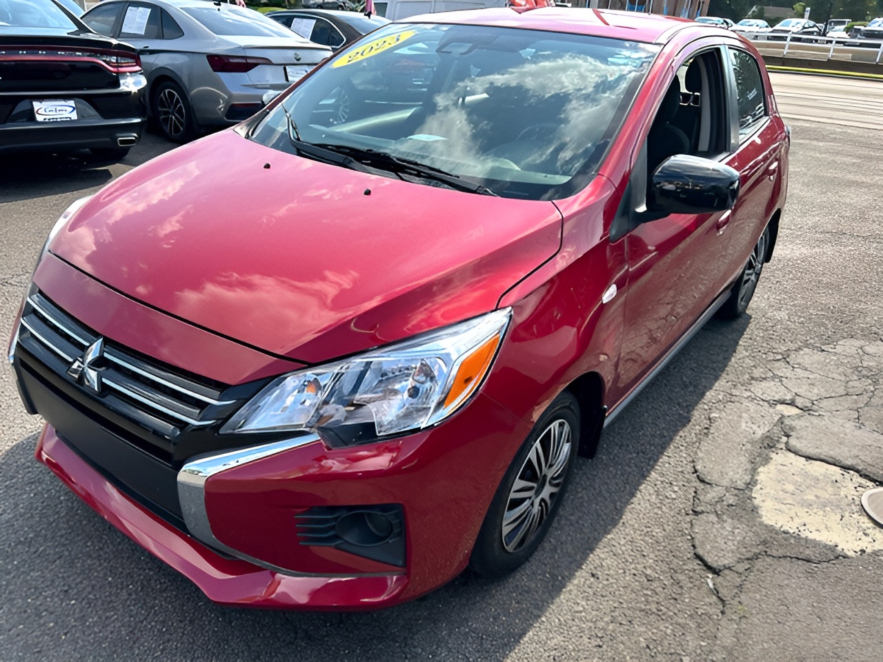 Vehicle image 26 of 32
