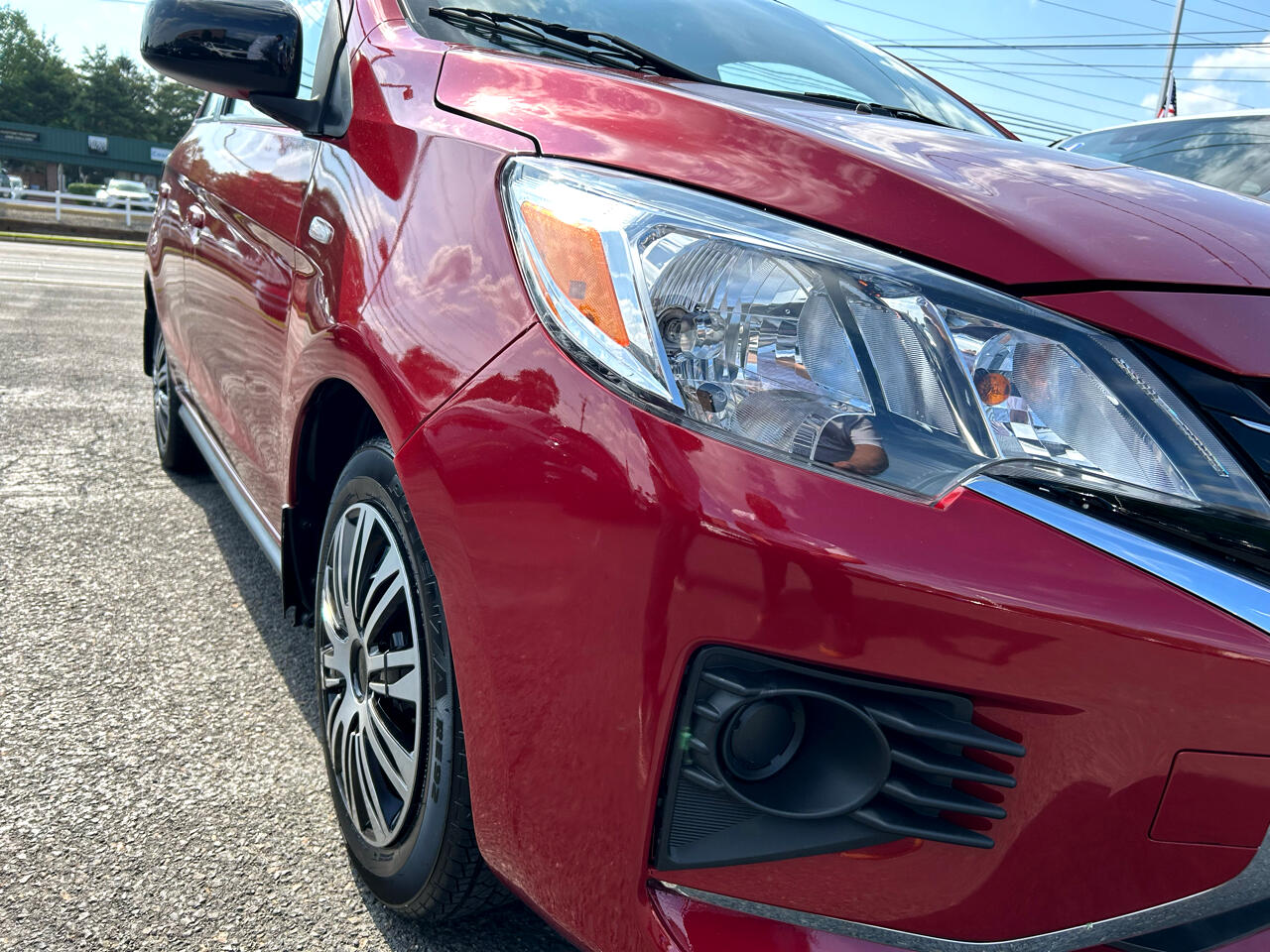 Vehicle image 9 of 32