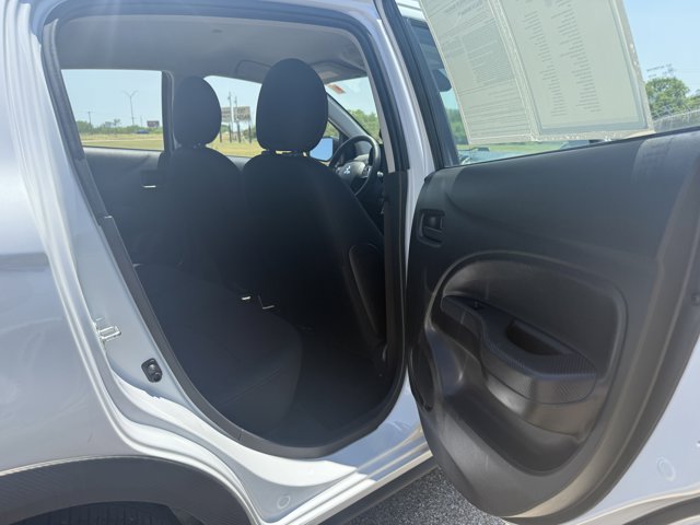 Vehicle image 10 of 30