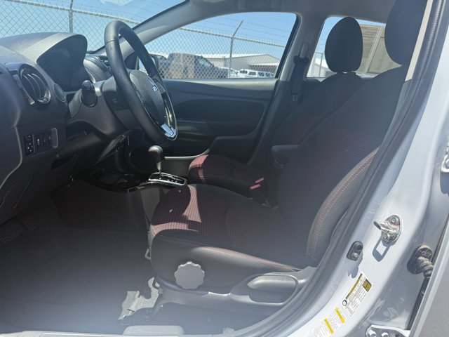 Vehicle image 21 of 30