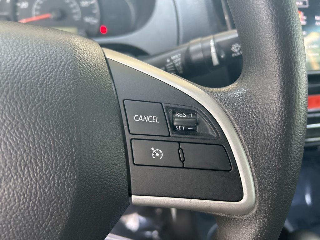 Vehicle image 19 of 23