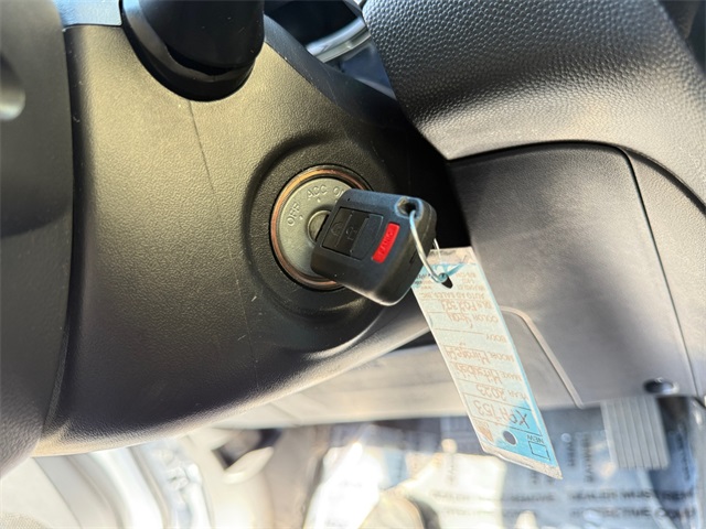 Vehicle image 23 of 27