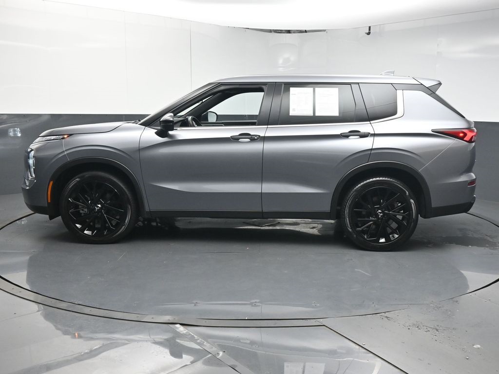 Vehicle image 26 of 50