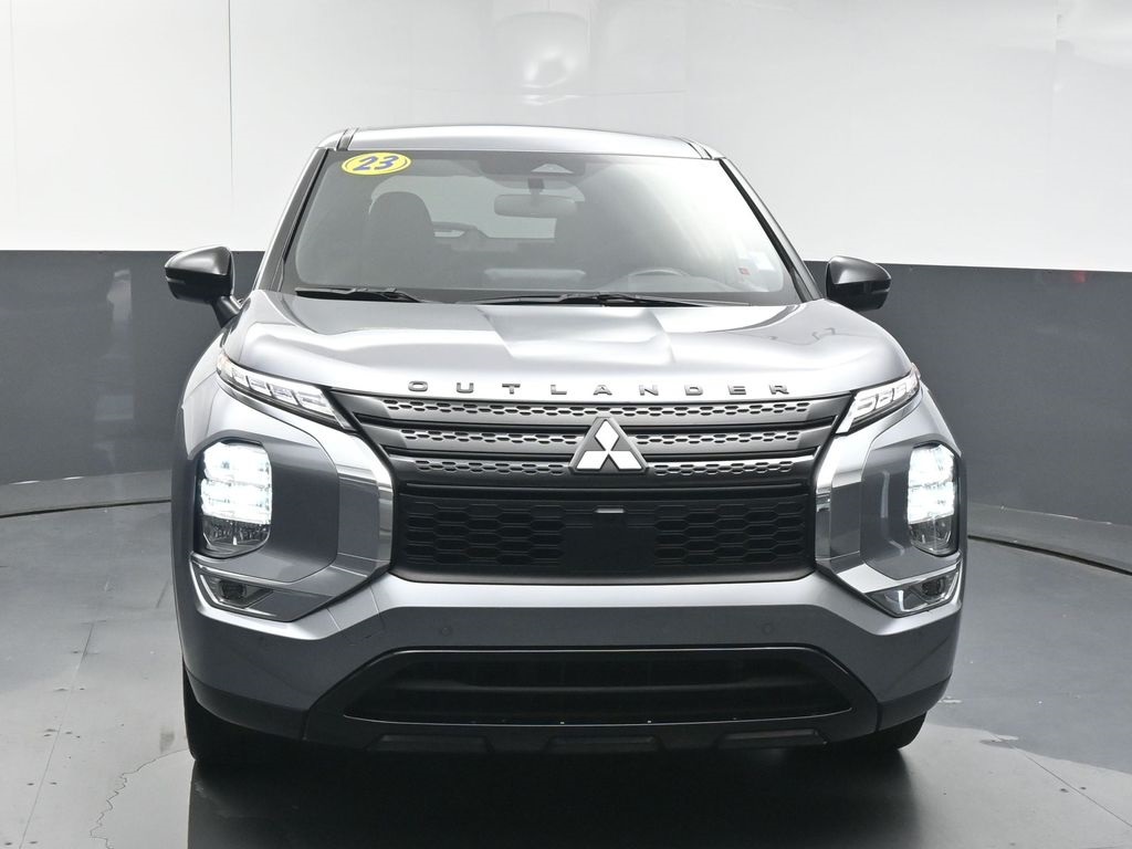 Vehicle image 3 of 50