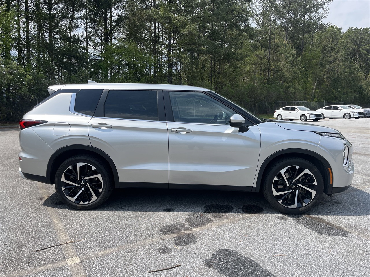 Vehicle image 5 of 33