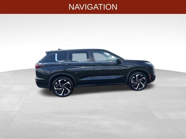 Vehicle image 4 of 48