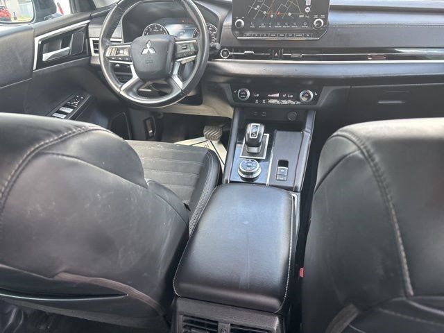 Vehicle image 20 of 48