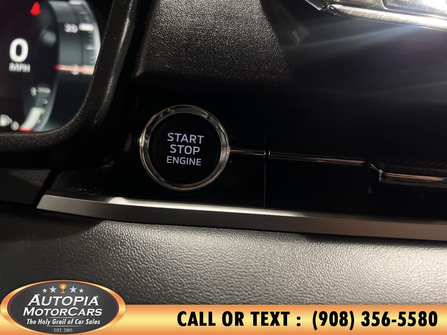Vehicle image 37 of 41
