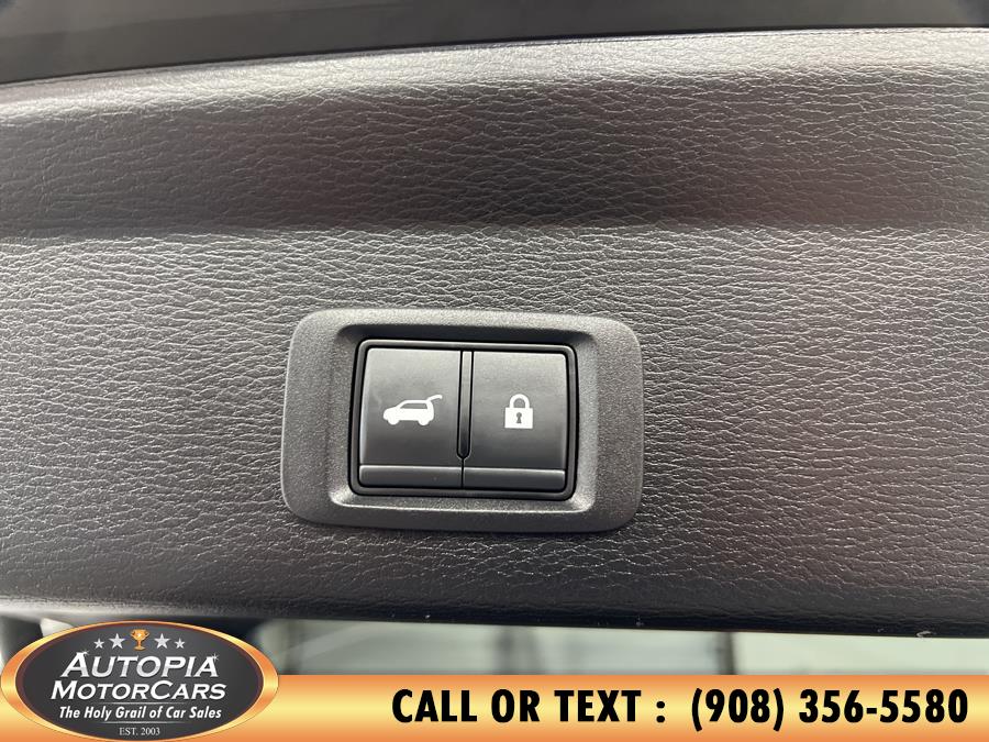 Vehicle image 22 of 41