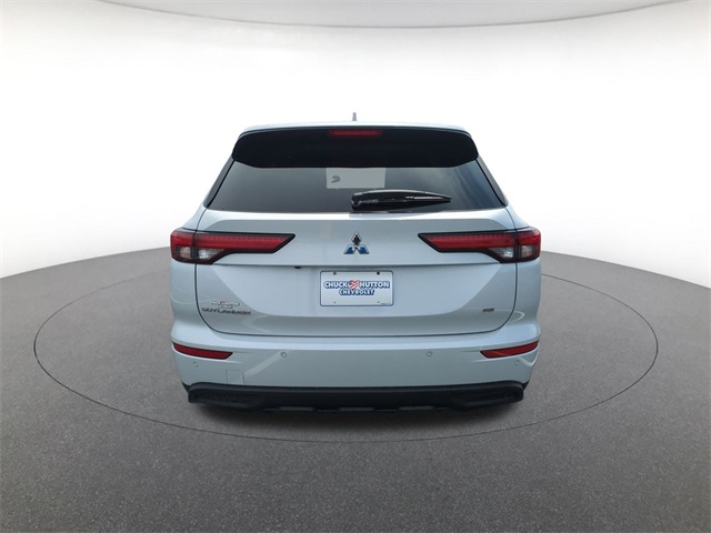 Vehicle image 6 of 34