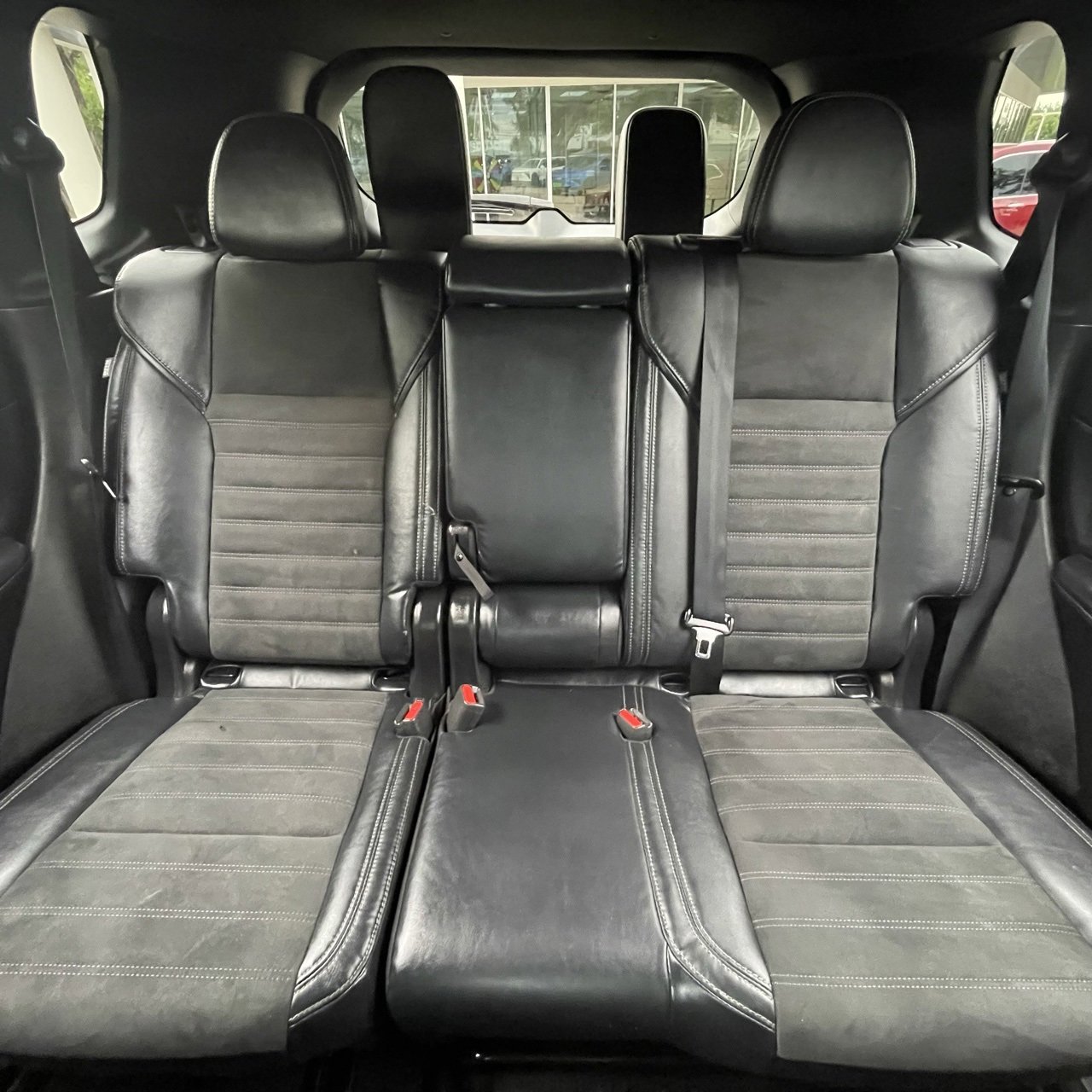 Vehicle image 26 of 27