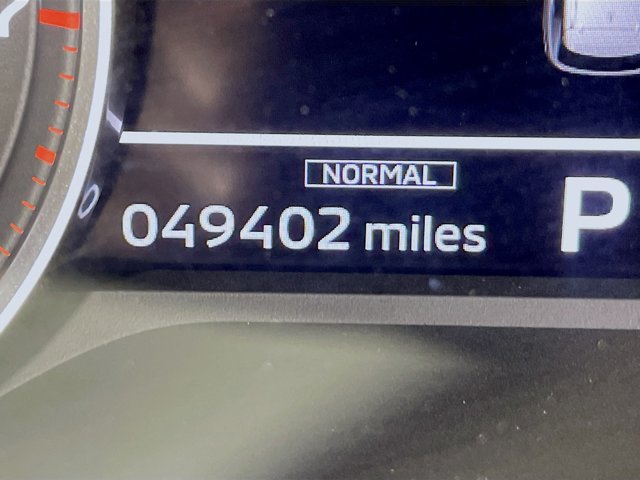 Vehicle image 16 of 31
