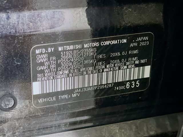 Vehicle image 10 of 31