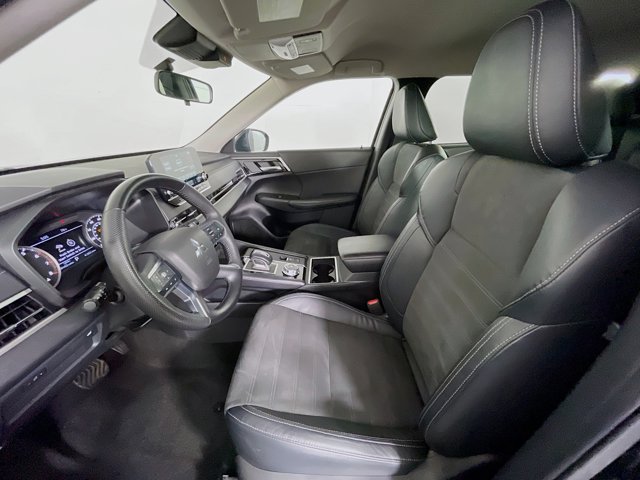 Vehicle image 11 of 31
