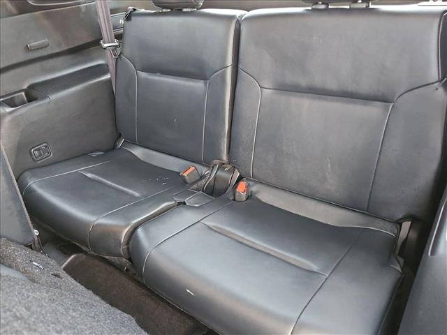 Vehicle image 18 of 26