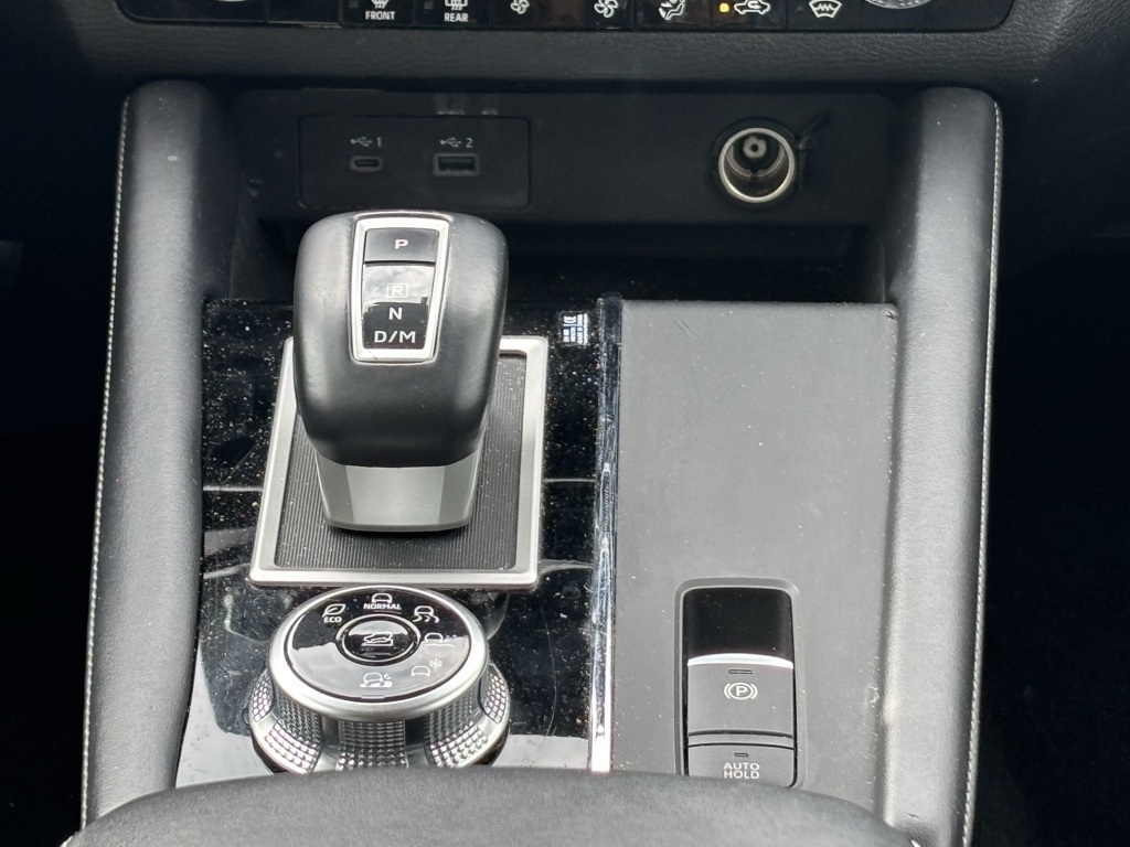 Vehicle image 14 of 29