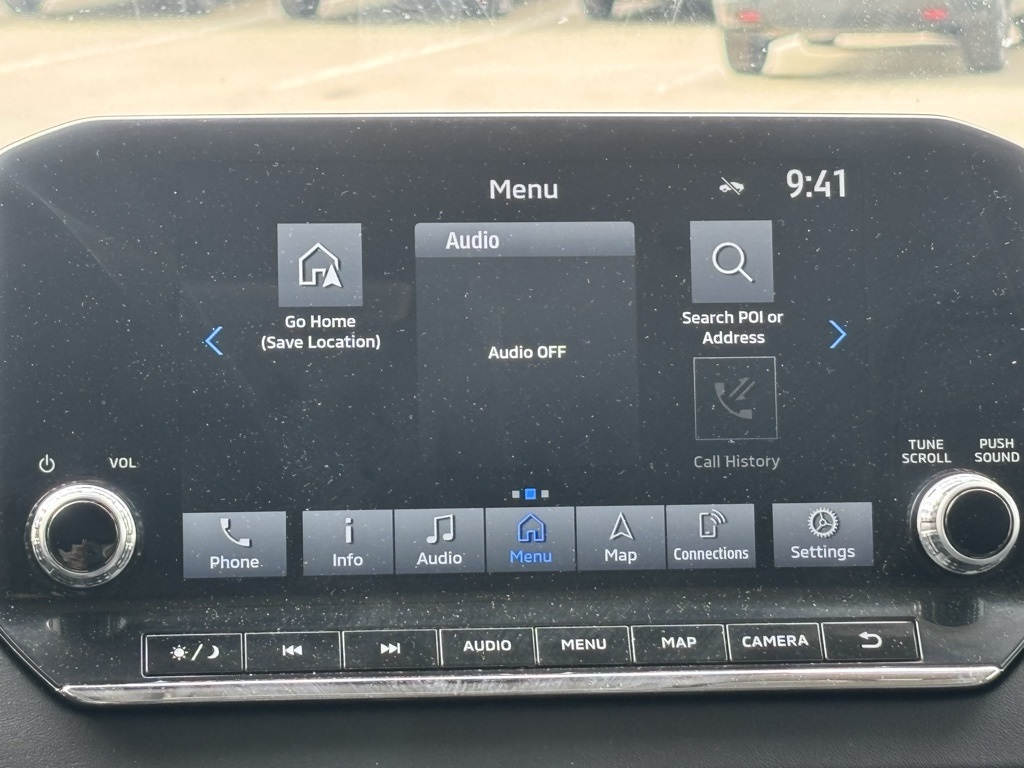 Vehicle image 10 of 29