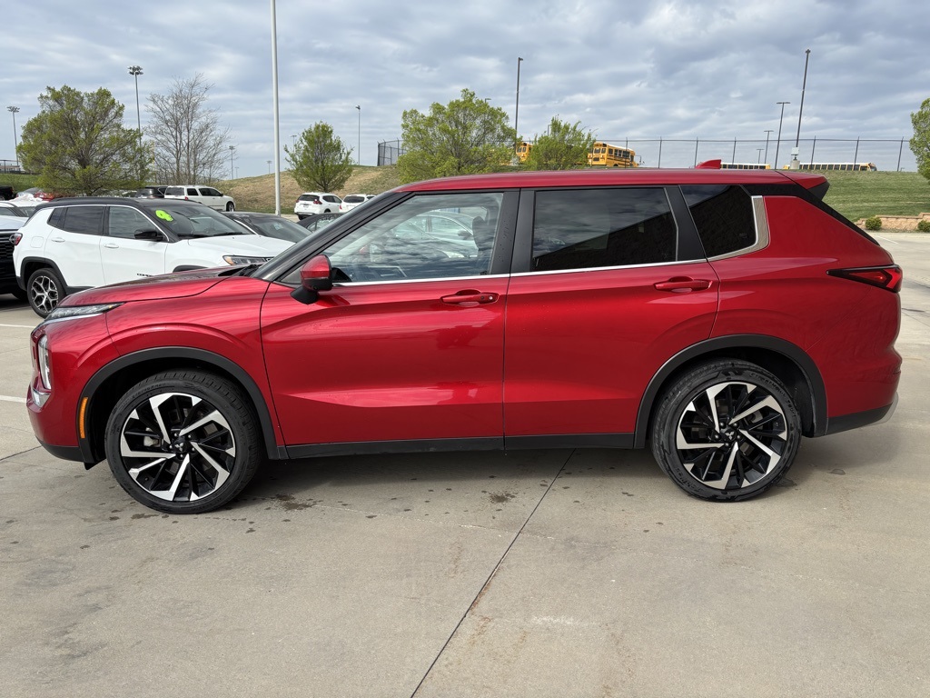 Vehicle image 7 of 29