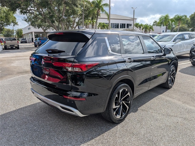 Vehicle image 5 of 31