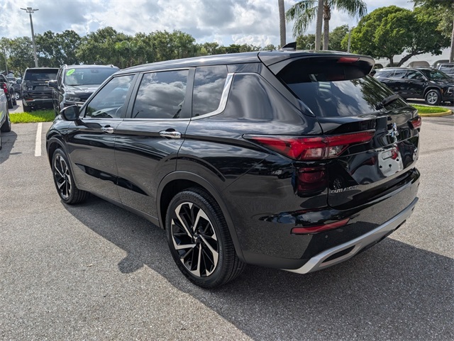 Vehicle image 6 of 31