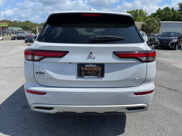 Vehicle image 5 of 28