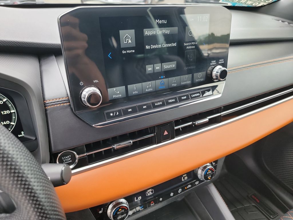 Vehicle image 17 of 34