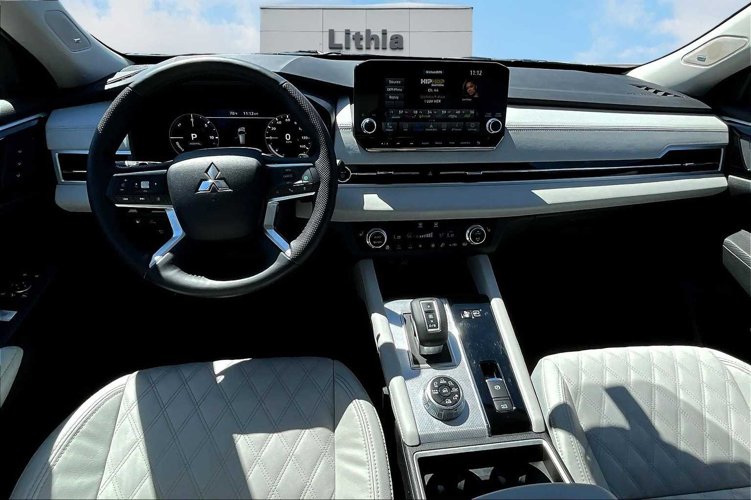Vehicle image 11 of 30