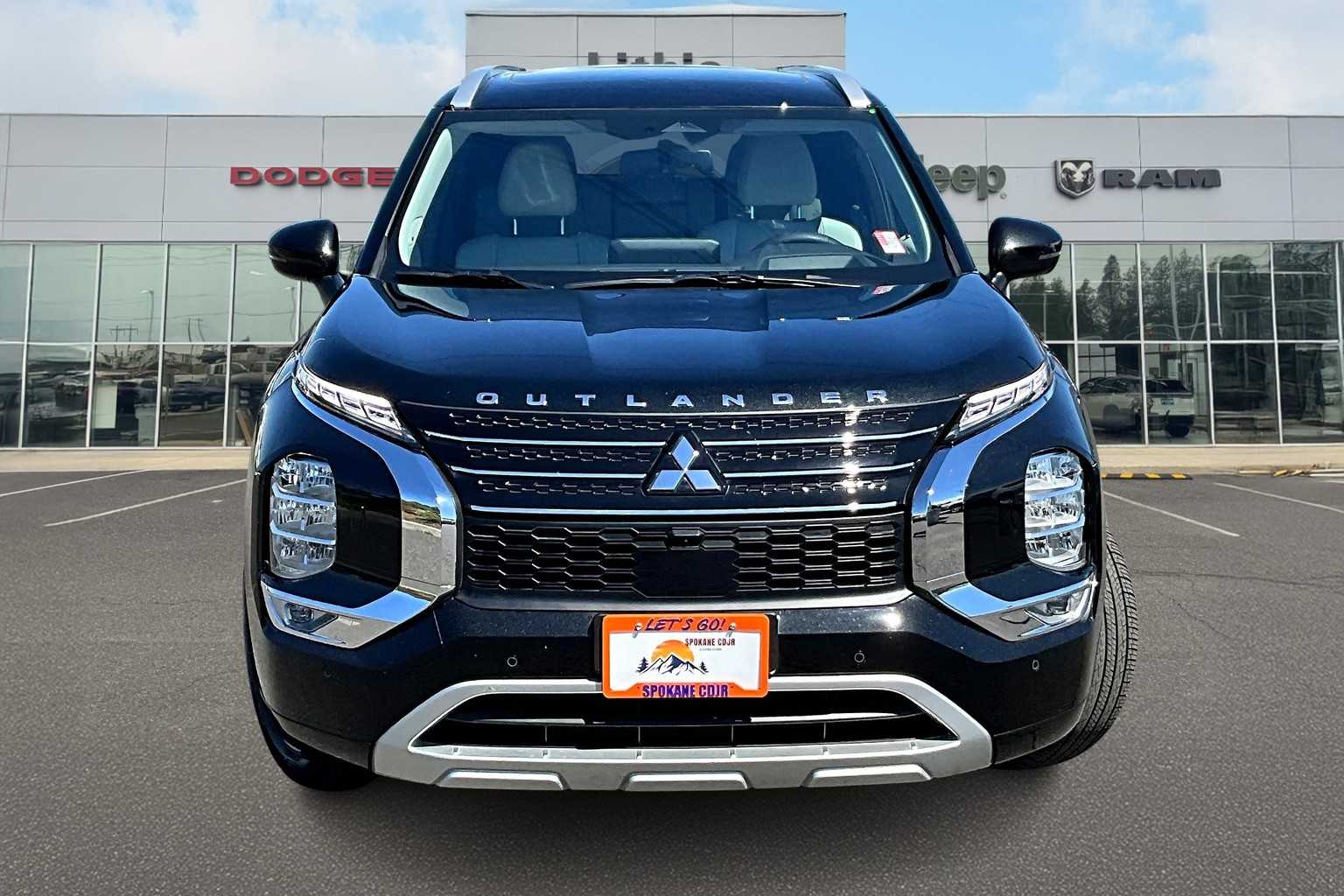 Vehicle image 2 of 30