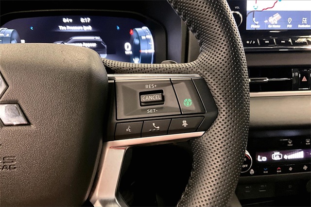 Vehicle image 36 of 39