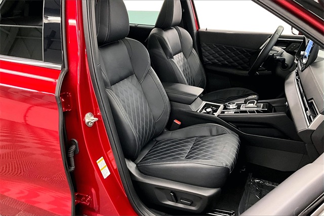 Vehicle image 9 of 39