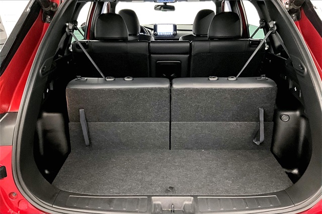 Vehicle image 8 of 39