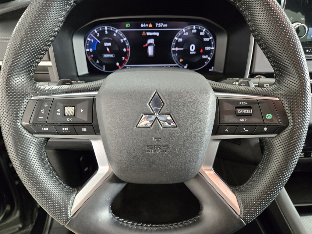Vehicle image 24 of 31